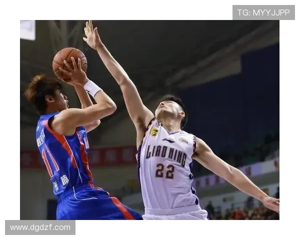 36岁卡普埃近日随一支西班牙第三级别篮球队训练，或转战篮坛